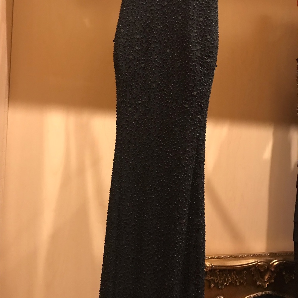 Dress - Picture 1 of 4